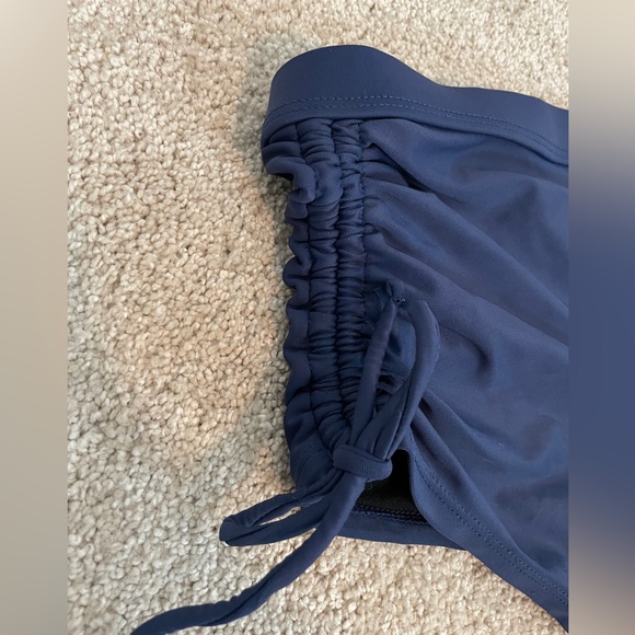 Maternity bootie short bikini bottom - Picture 3 of 4